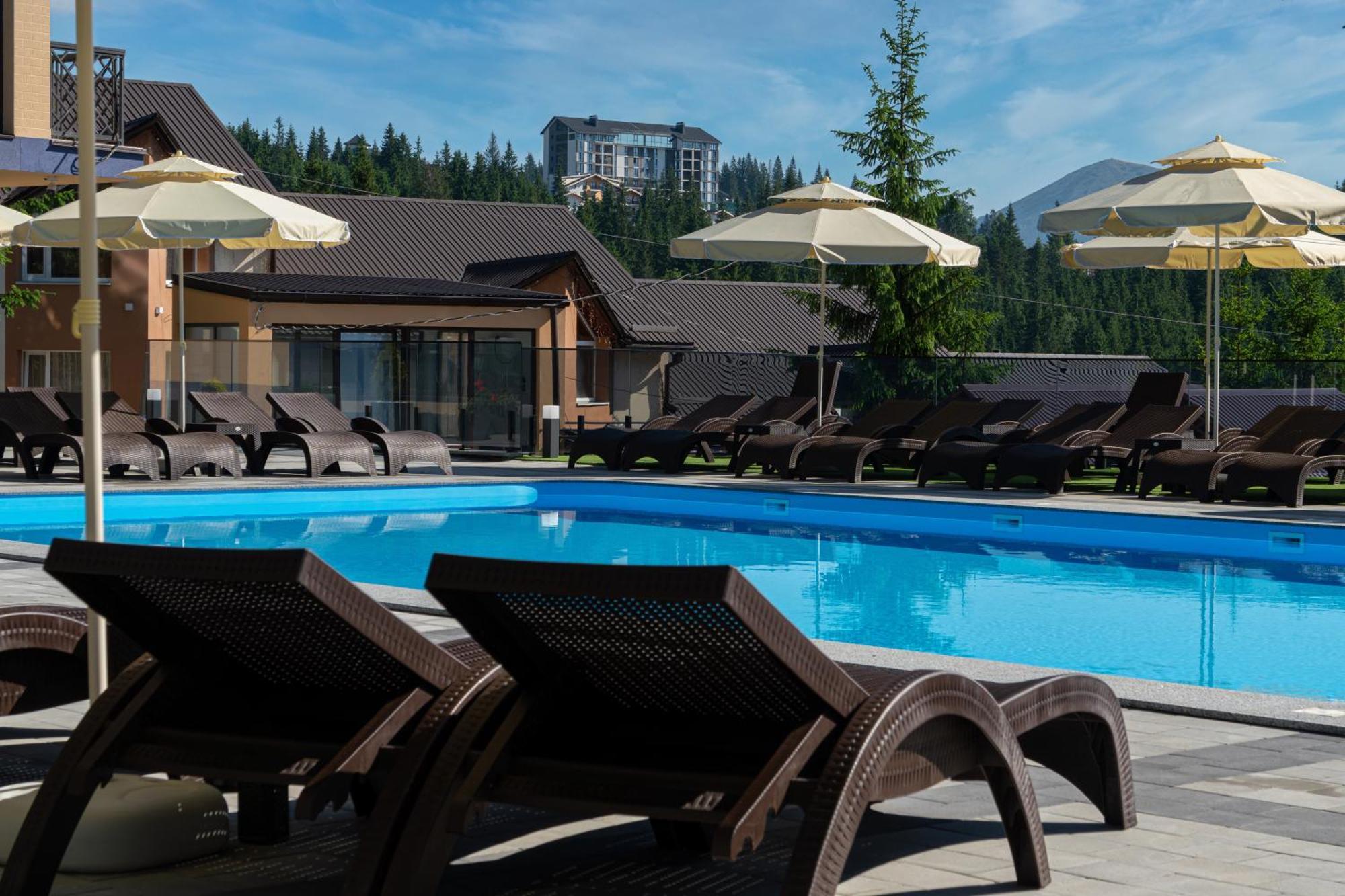 Summit Hotel Yablunytsya Exterior photo